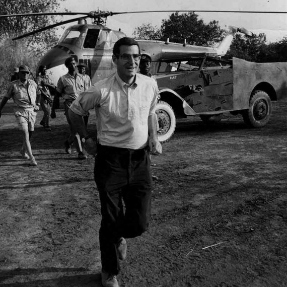 Halberstam chasing a story for the New York Times in the Congo, 1961