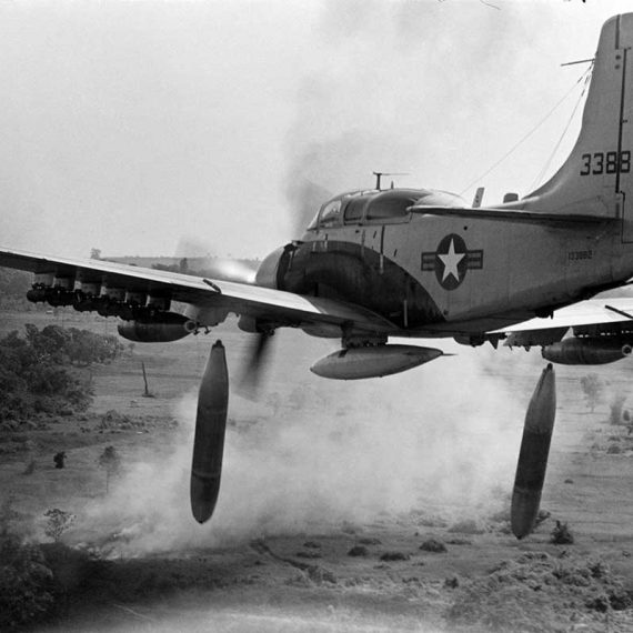 T-28 dropping napalm bombs – 1964 (photo by Horst Faas)